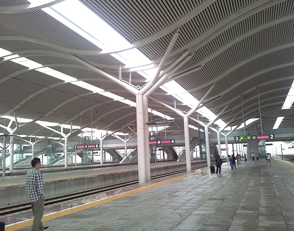 京沪高铁徐州站雨篷